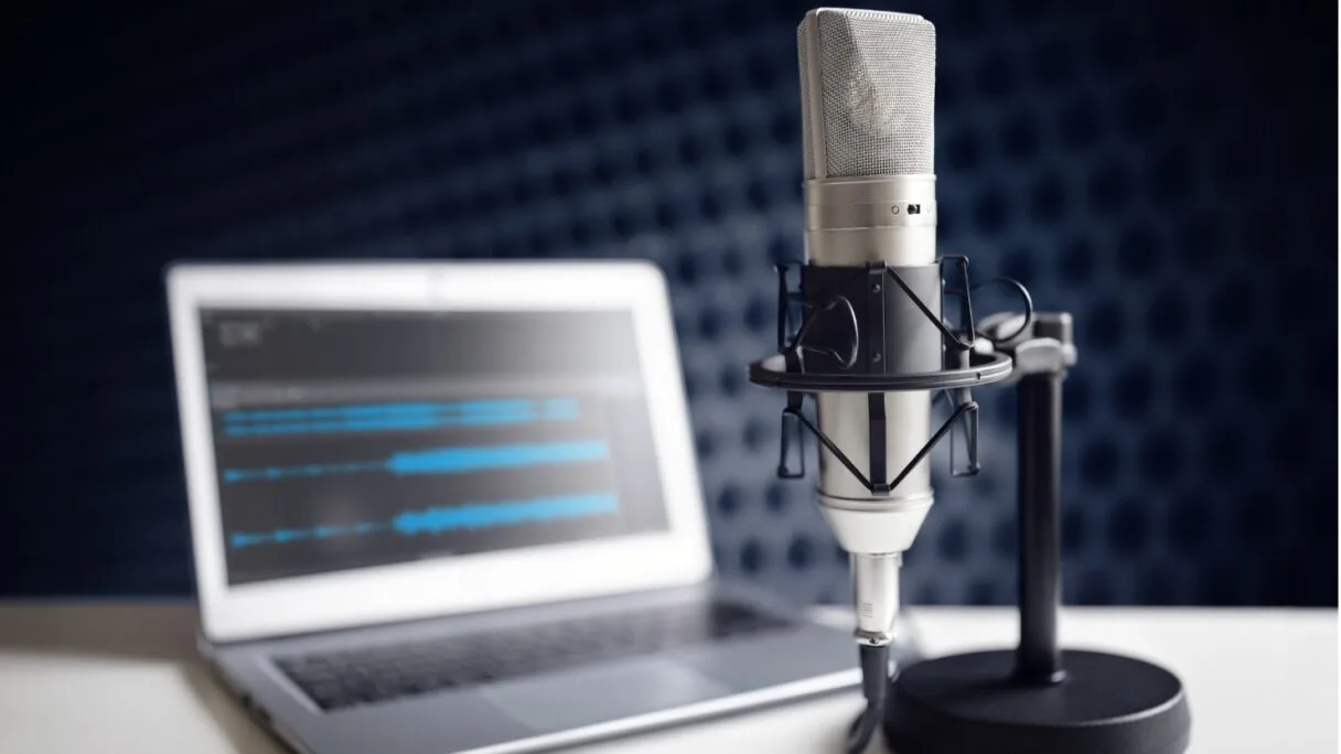 Podcaster